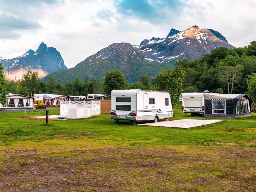 camping mobile restroom shower laundry