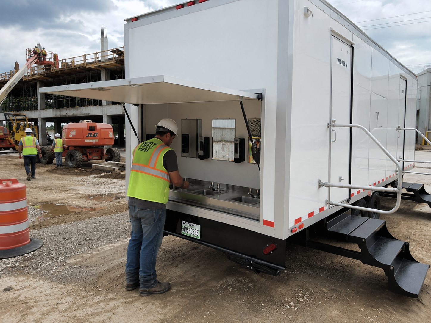 Advantage Series Restrooms - Image 9